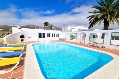 House Luxury for sale in Mácher, Tías, Lanzarote. 