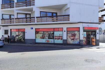 商业物业 出售 进入 Arrecife, Lanzarote. 