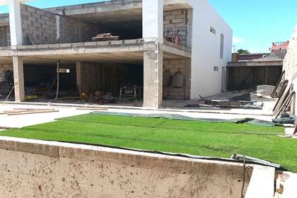 Duplex/todelt hus til salg i Corralejo, La Oliva, Las Palmas, Fuerteventura. 