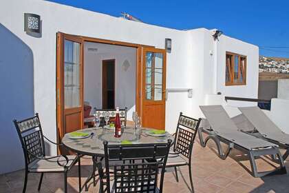 Villa for sale in Nazaret, Teguise, Lanzarote. 